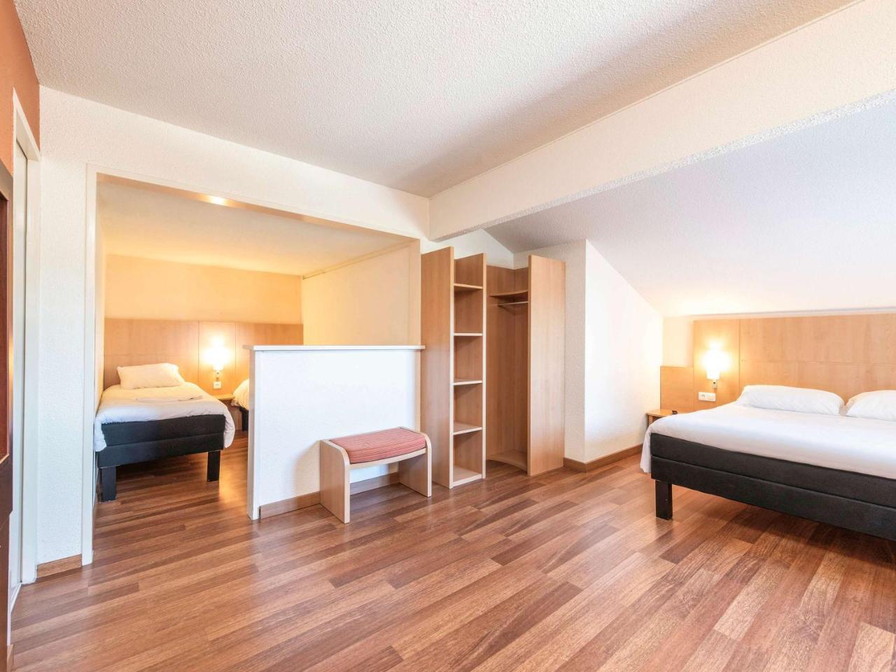 Отель Ibis Иссуар Экстерьер фото